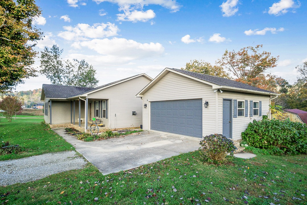 1710 Upper Hilham Road Livingston, TN 38570 - Photo 38 of 39 Gallery Image 38