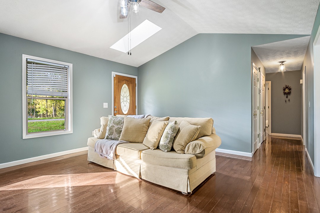 1710 Upper Hilham Road Livingston, TN 38570 - Photo 8 of 39 Gallery Image 8