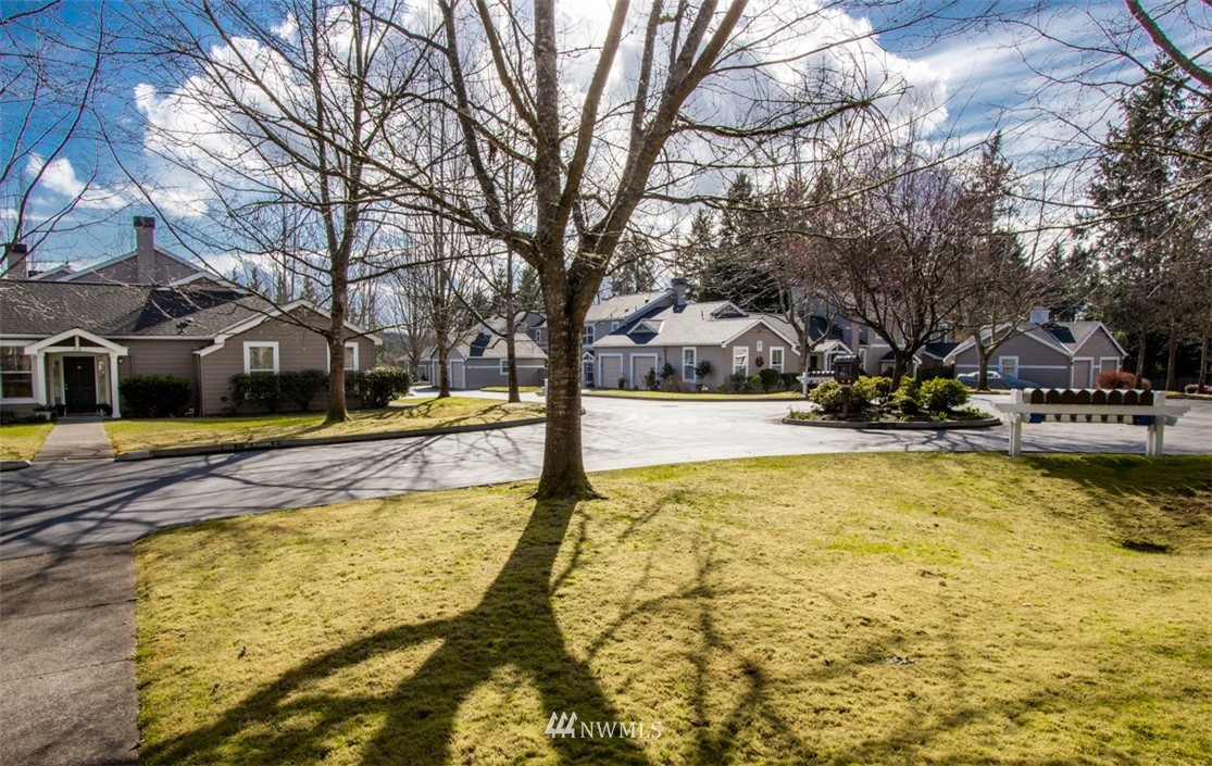 1240 Weaver Road Northwest, Unit B3 Bainbridge Island, WA 98110 - Photo 17 of 18 Gallery Image 17