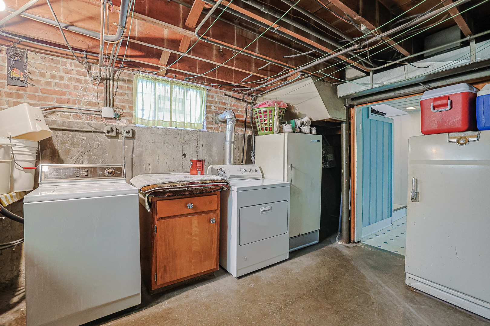 5245 North Rutherford Avenue Chicago, IL 60656 - Photo 17 of 21 a utility room with dryer and washer