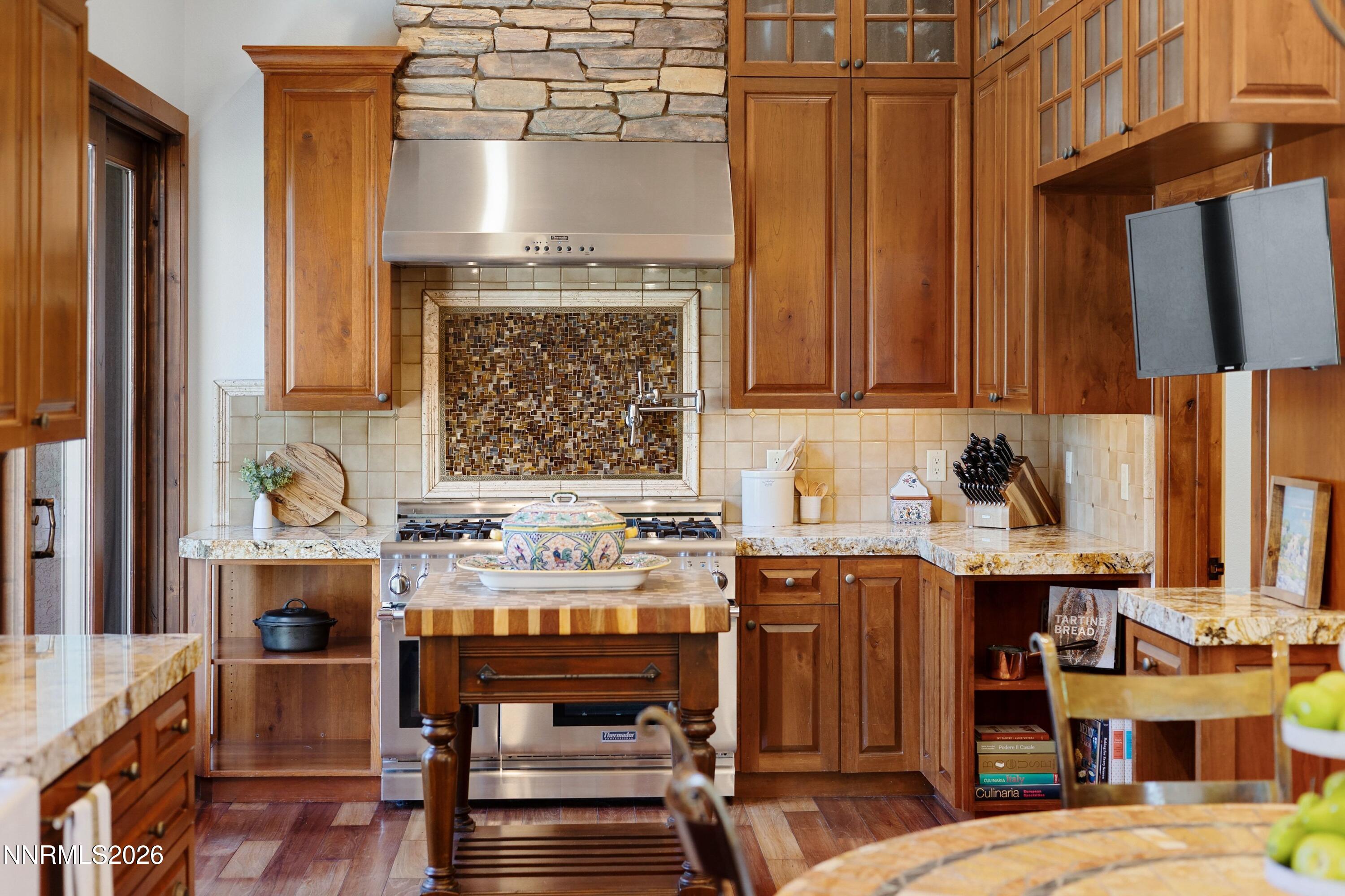 102 West Willis Lane Reno, NV 89511 - Photo 13 of 83 112-print-102_w_willis-29_2