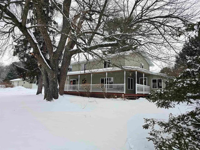 $594,900 | N459 County Rd U, Weyauwega, WI 54983