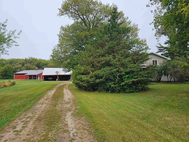 $594,900 | N459 County Rd U, Weyauwega, WI 54983