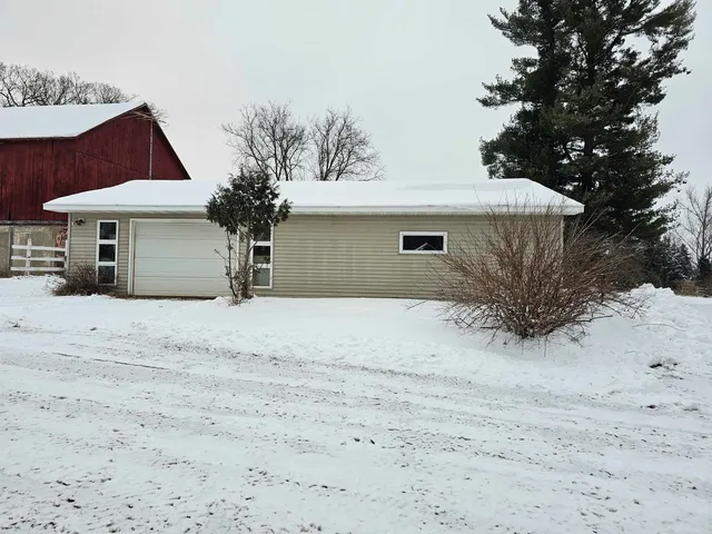 $594,900 | N459 County Rd U, Weyauwega, WI 54983