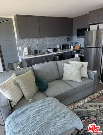 $3,000 | 1433 Silvius Avenue, San Pedro, CA 90731