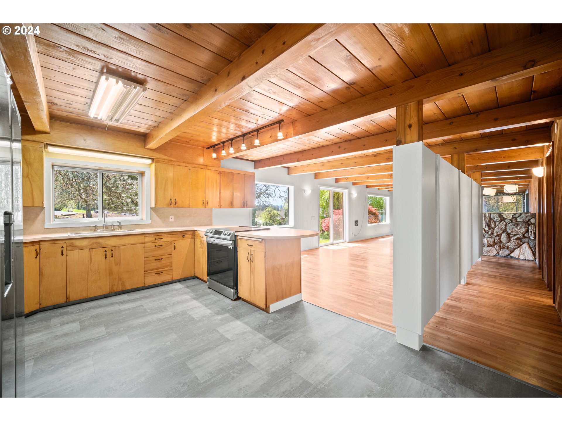208 O Neal Road Kalama, WA 98625 - Photo 4 of 34 Gallery Image 4