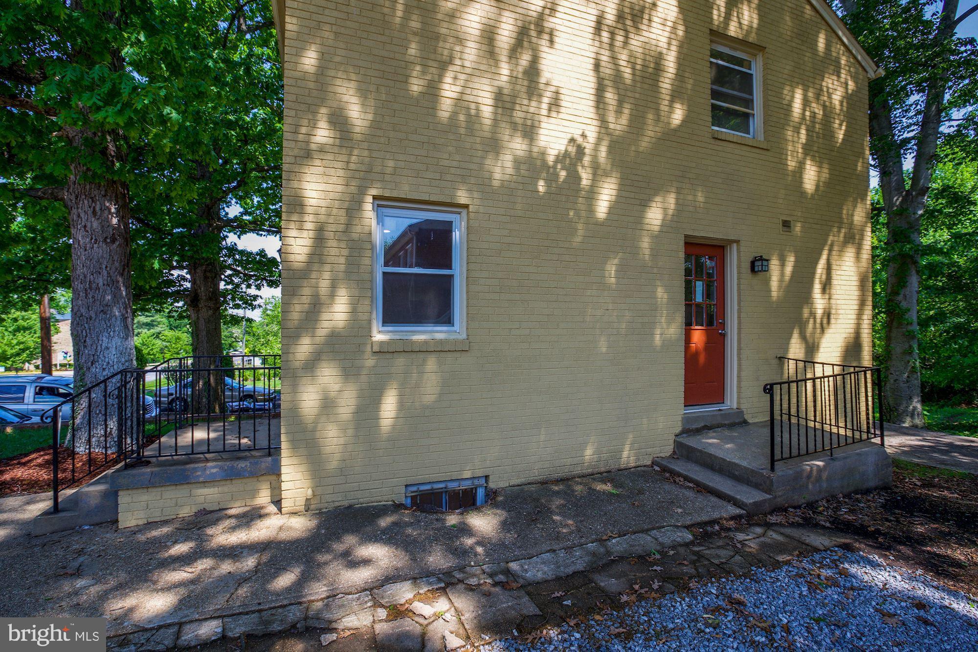 6502 Livingston Road Oxon Hill, MD 20745 - Photo 13 of 37 Gallery Image 13