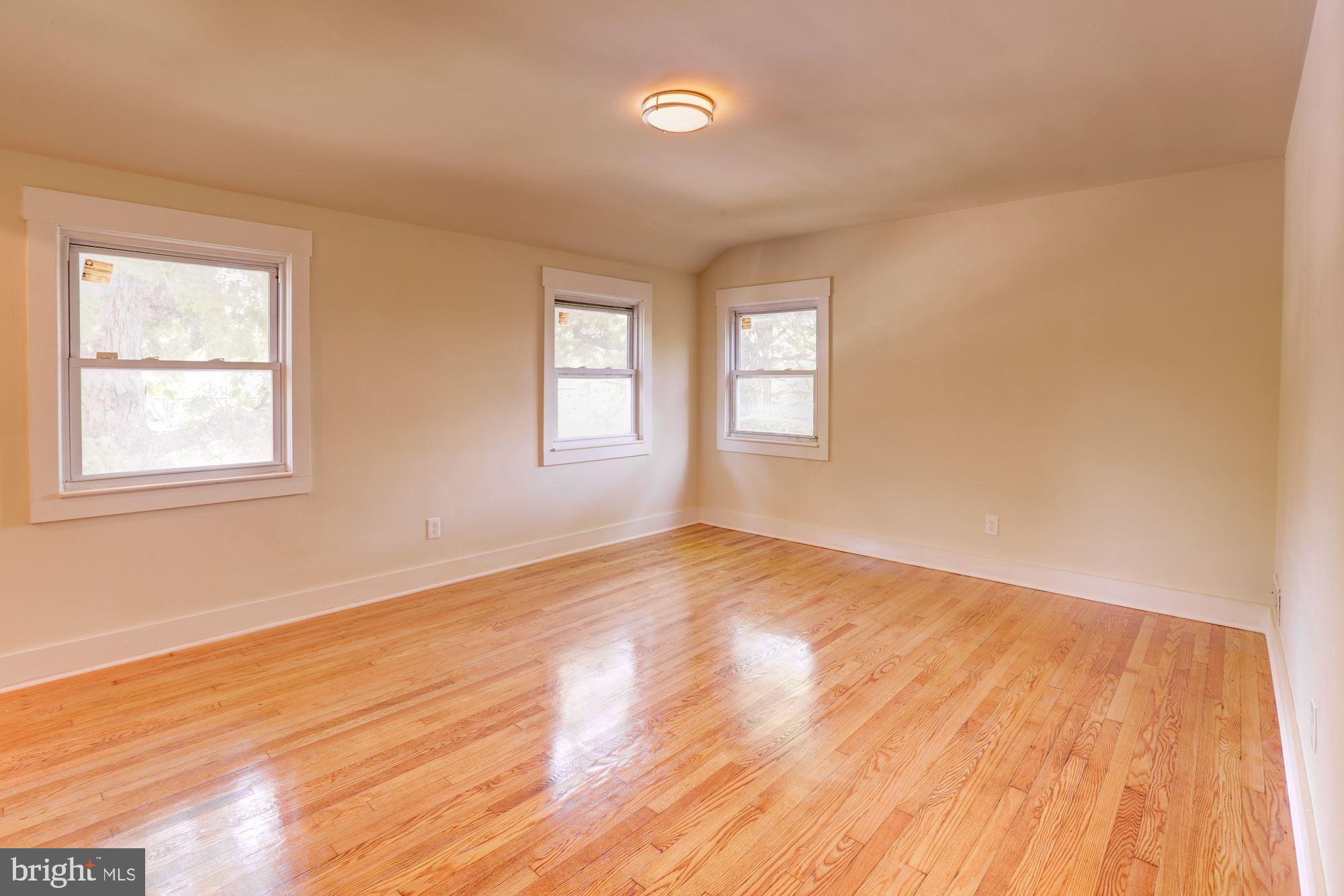 6502 Livingston Road Oxon Hill, MD 20745 - Photo 20 of 37 Gallery Image 20