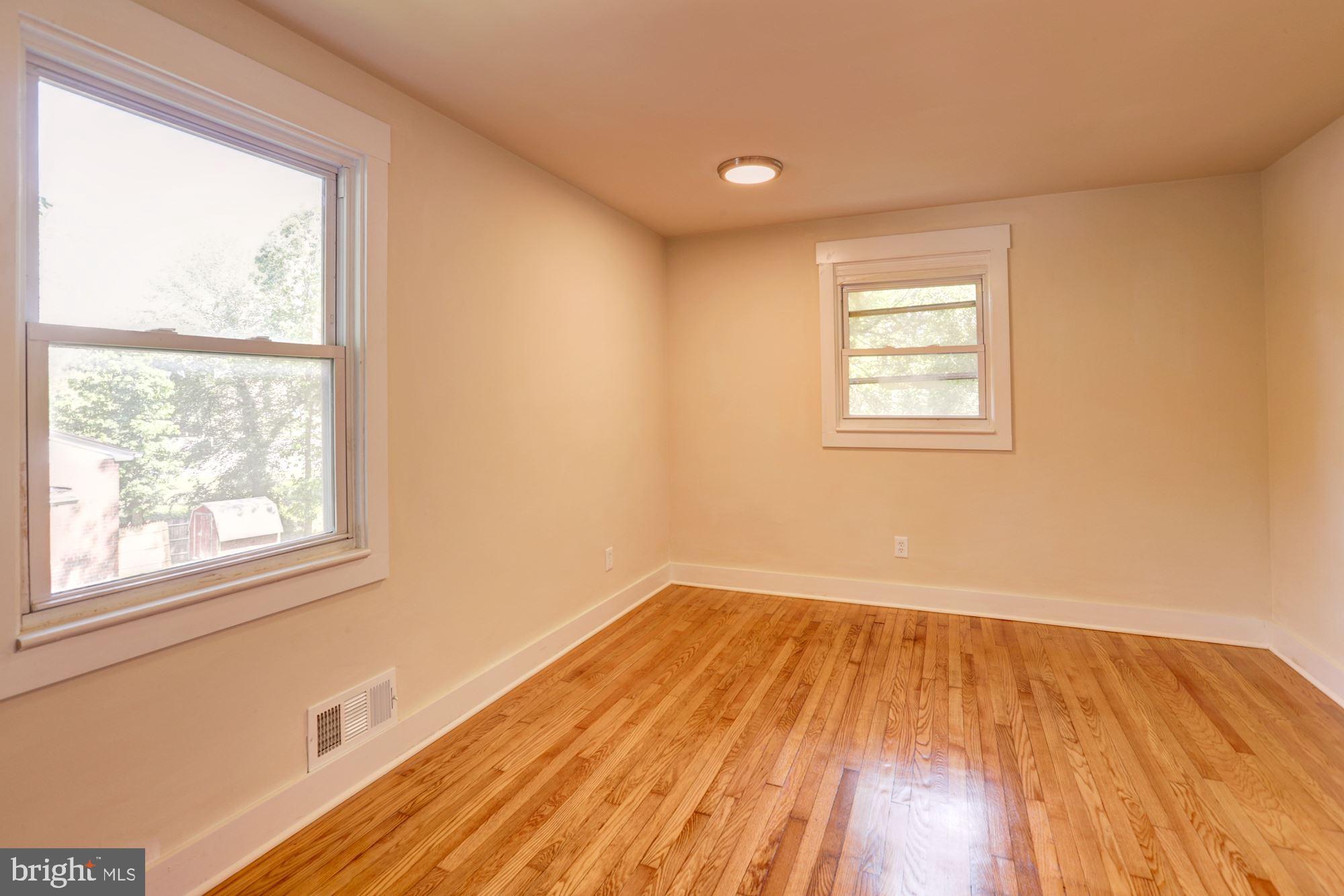 6502 Livingston Road Oxon Hill, MD 20745 - Photo 25 of 37 Gallery Image 25