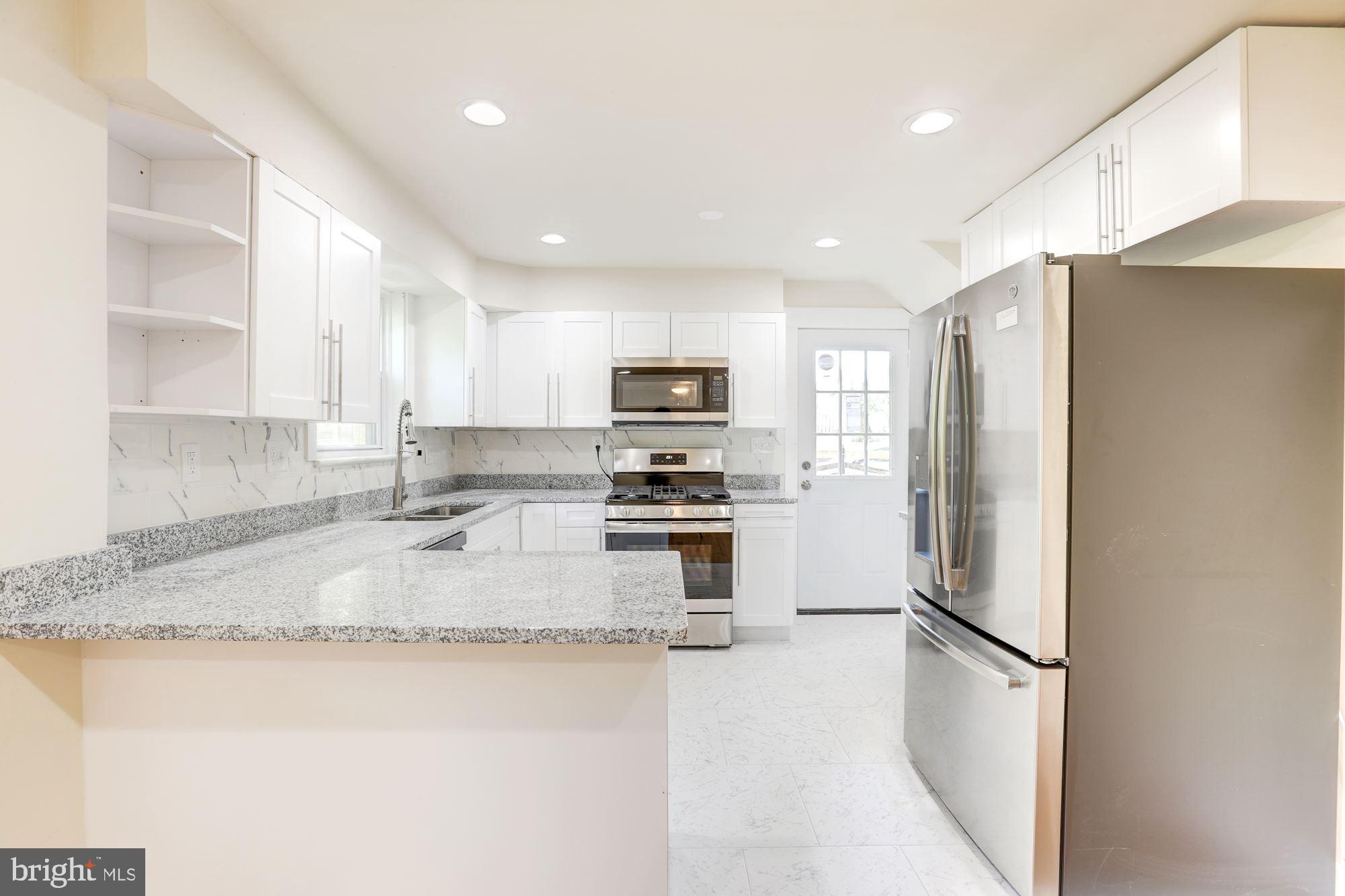 6502 Livingston Road Oxon Hill, MD 20745 - Photo 6 of 37 Gallery Image 6