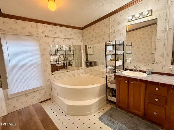 $245,000 | 3800 Hall Hollow Road, Coeburn, VA 24230