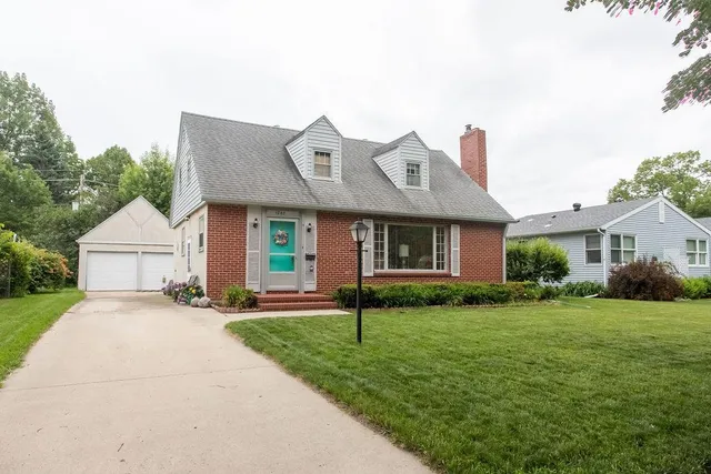 $297,000 | 1245 1st Street North, Fargo, ND 58102