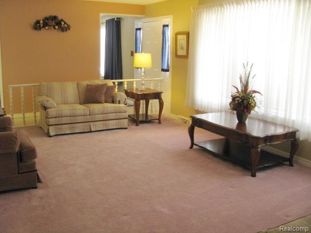 70 Townsend Road Leonard, MI 48367 - Photo 4 of 41 #4 Living Room.jpg