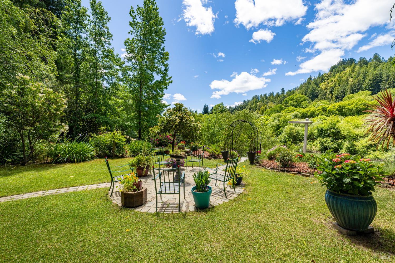 15110 Drake Road Guerneville, CA 95446 - Photo 20 of 66