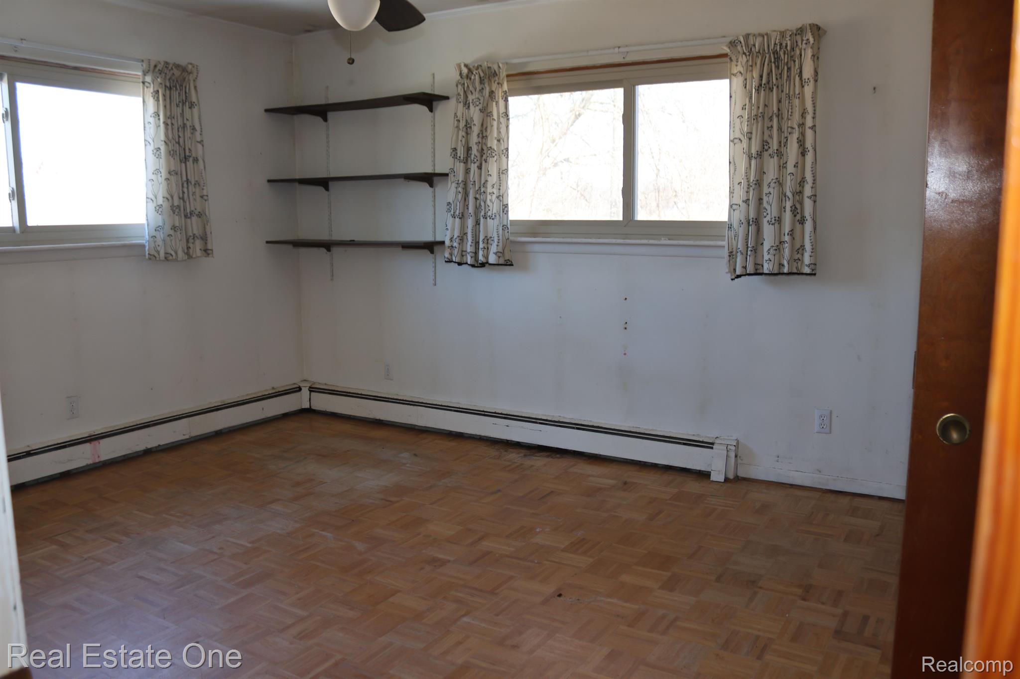 8002 Byron Road Howell, MI 48855 - Photo 6 of 13 Gallery Image 6