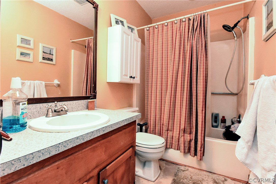 1720 Dorset Road Powhatan, VA 23139 - Photo 15 of 37 Gallery Image 15