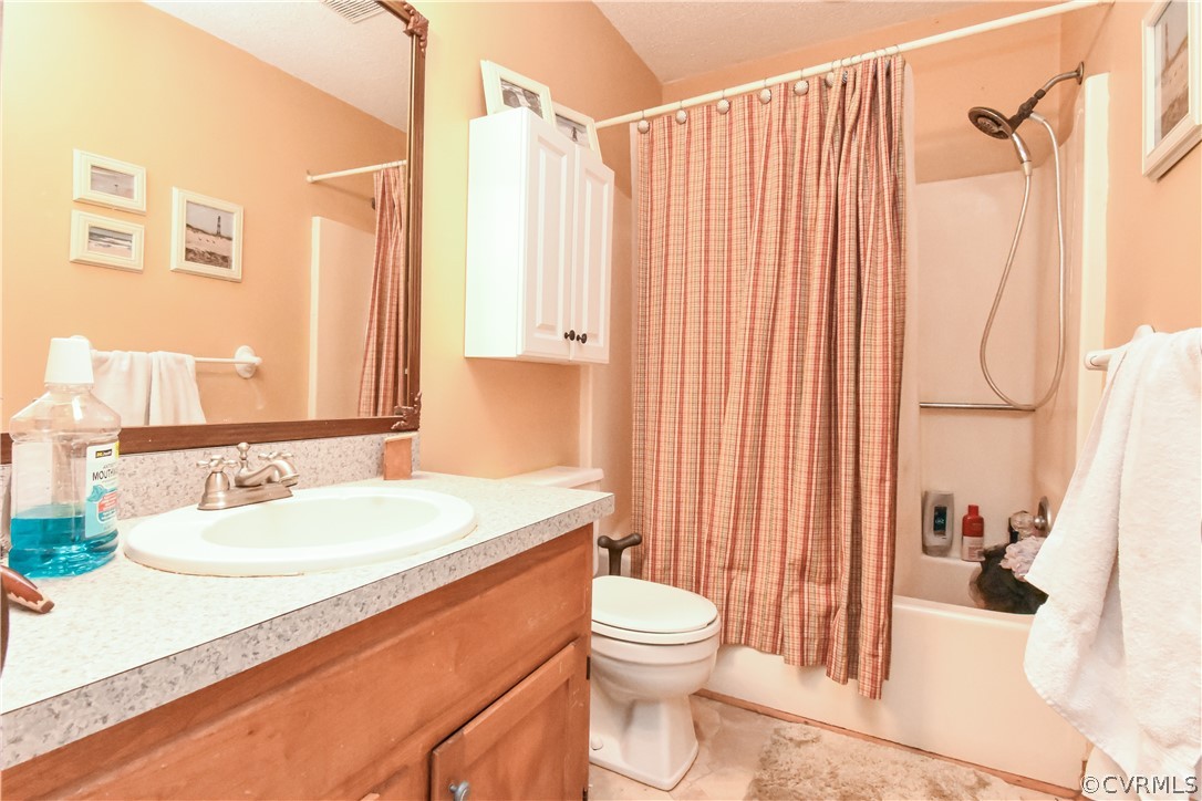 1720 Dorset Road Powhatan, VA 23139 - Photo 16 of 37 Gallery Image 16