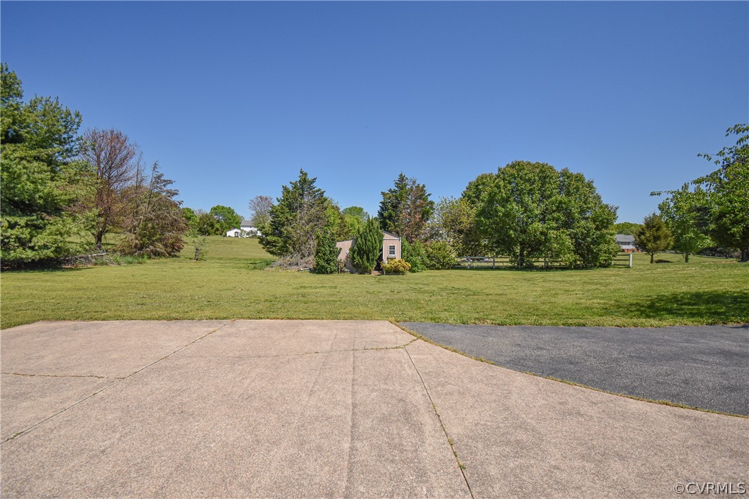 1720 Dorset Road Powhatan, VA 23139 - Photo 31 of 37 Gallery Image 31