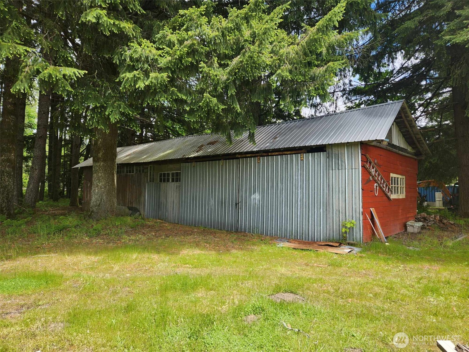 112 Combs Road Packwood, WA 98361 - Photo 5 of 23 Gallery Image 5