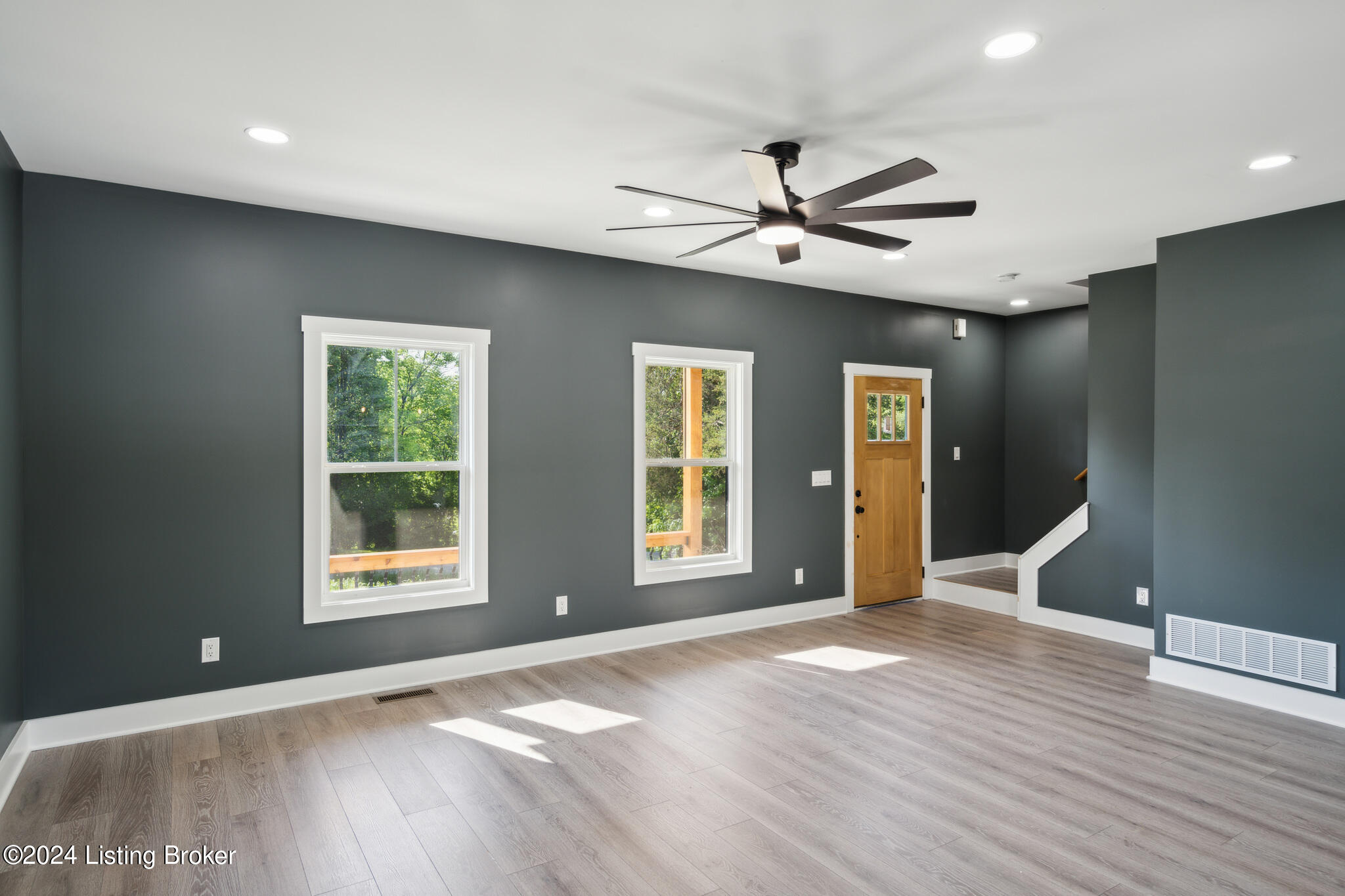 3435 Conner Station Road Simpsonville, KY 40067 - Photo 4 of 24 Family Room