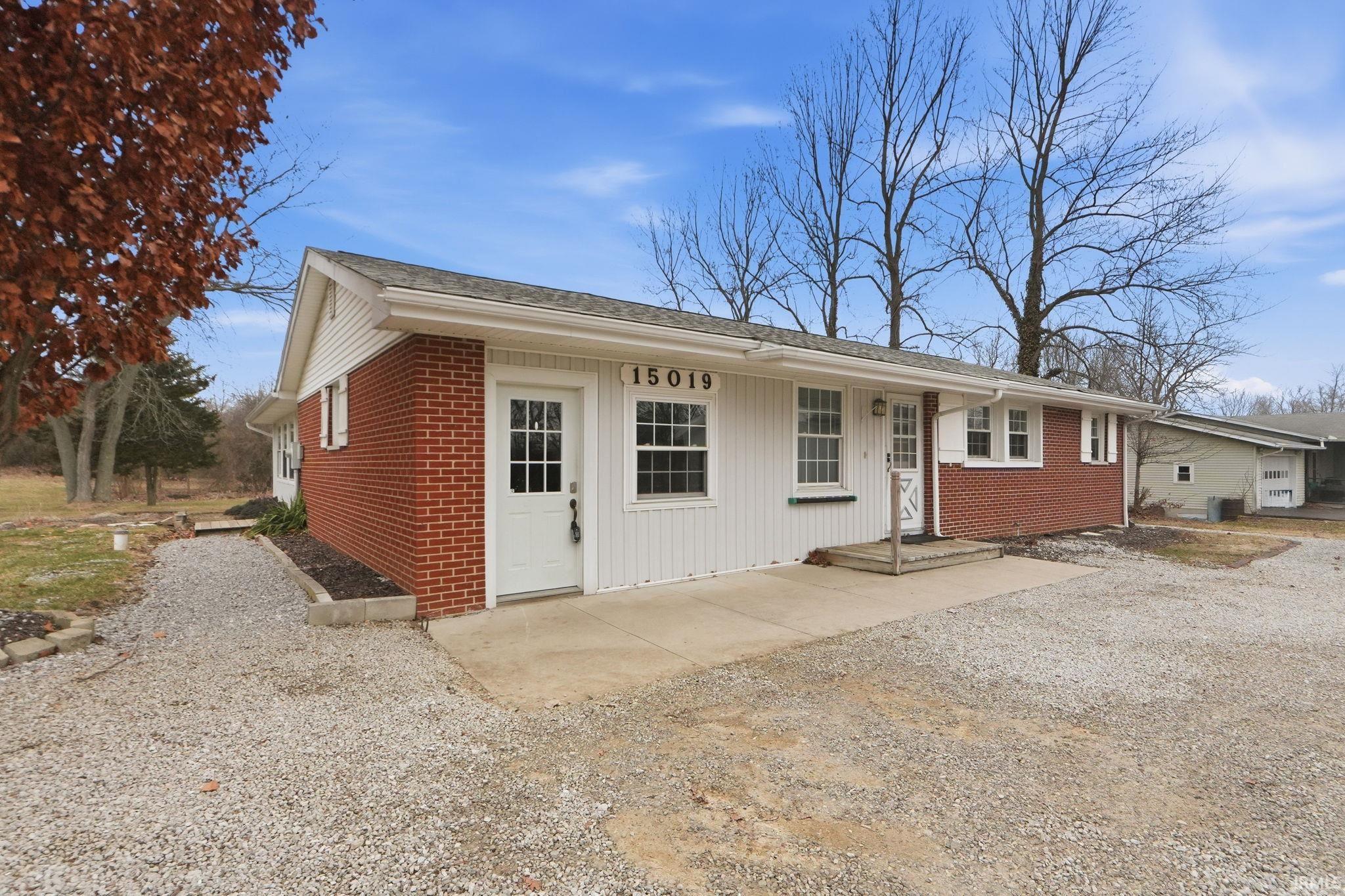 15019 Auburn Road Fort Wayne, IN 46845 - Photo 25 of 34 Gallery Image 25