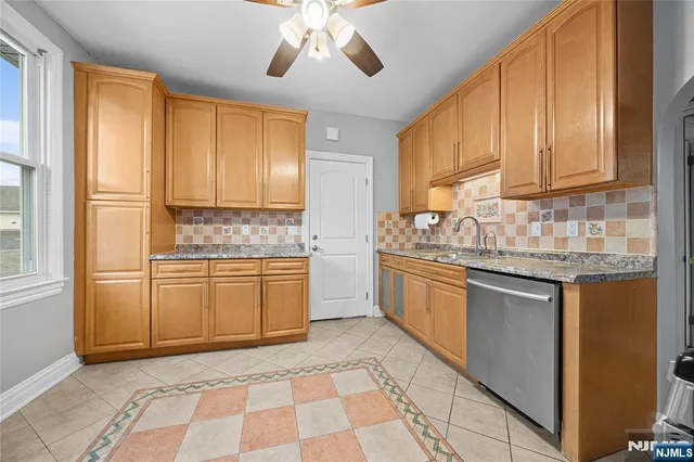 $3,500 | 35 Dawson Avenue, Unit 2, Clifton, NJ 07012