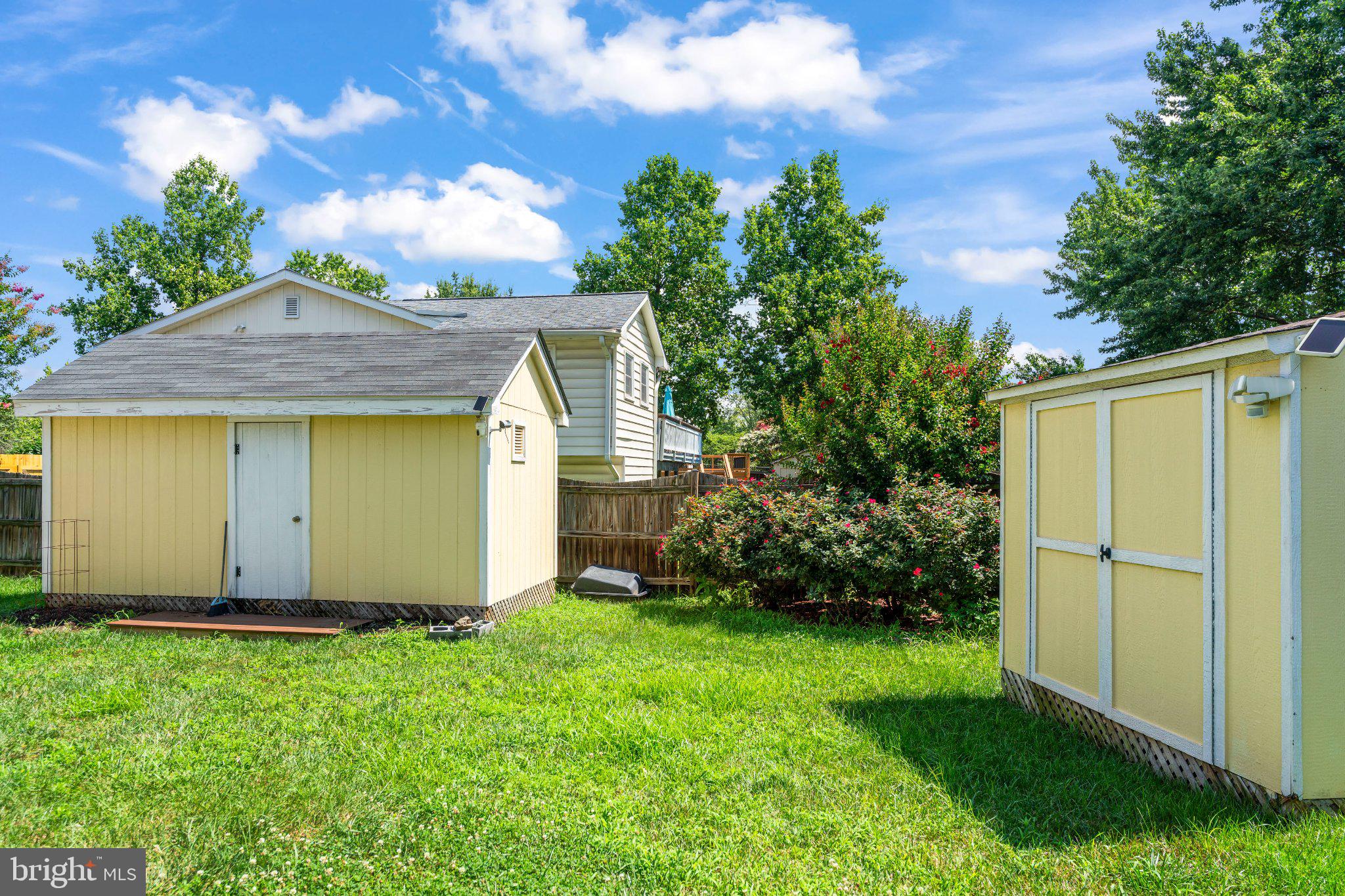 101 Williamsburg Road Sterling, VA 20164 - Photo 45 of 50 Charming backyard with storage sheds.