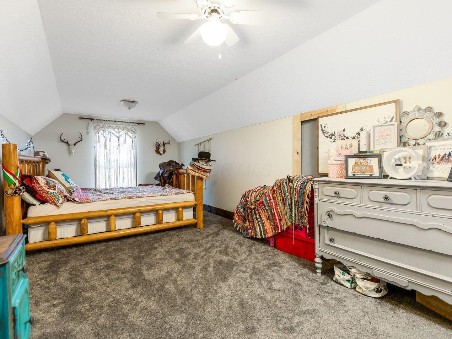 27415 Caldwell Road Circleville, OH 43113 - Photo 38 of 80 38-custom-939A5035