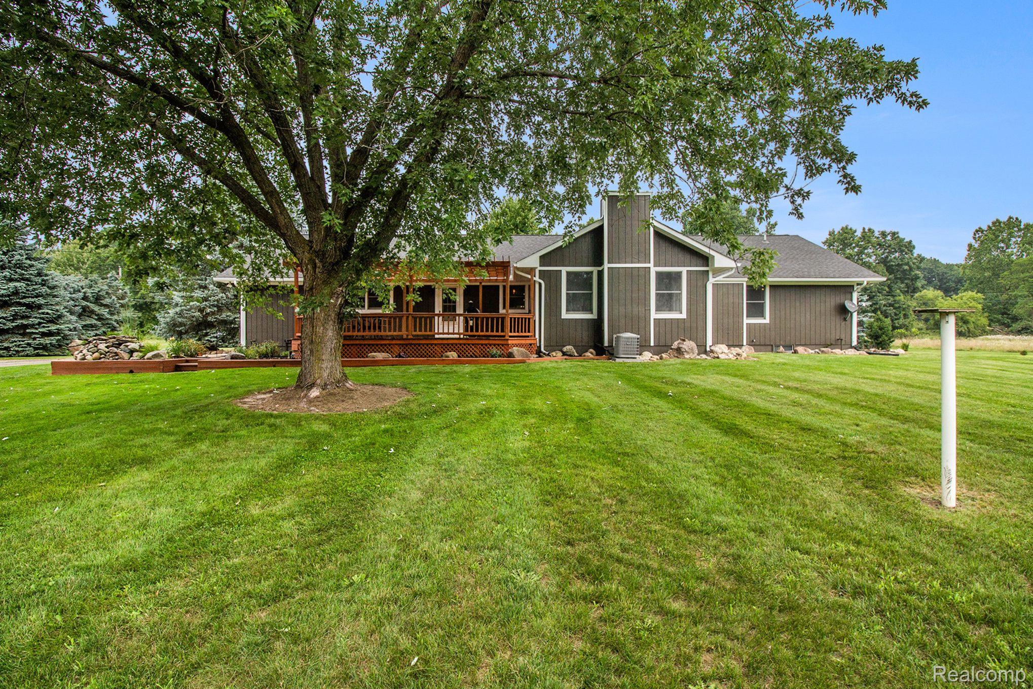 9477 West Allen Road Fowlerville, MI 48836 - Photo 31 of 44 Back of Home
