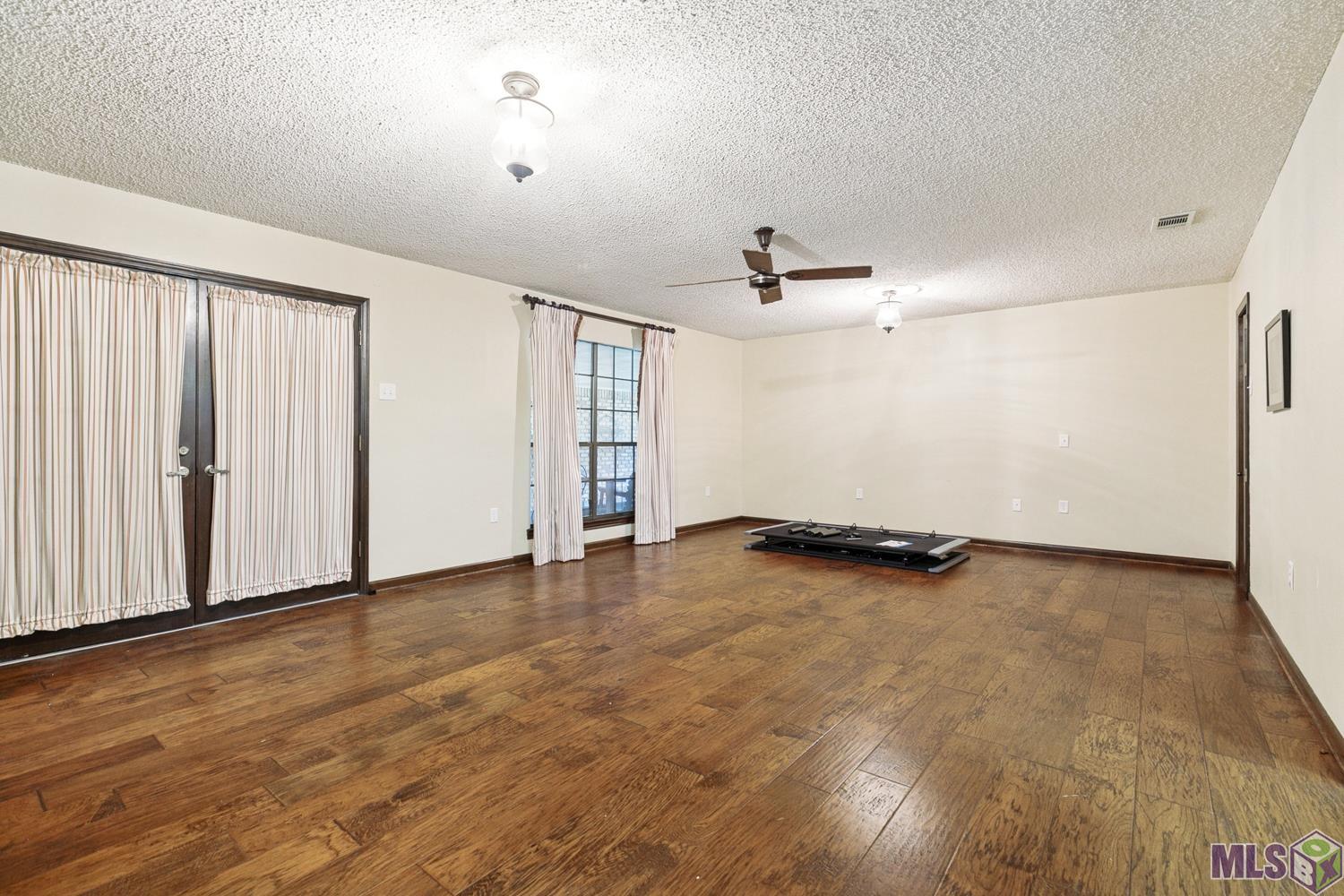 2147 Capri Drive Baton Rouge, LA 70815 - Photo 11 of 32