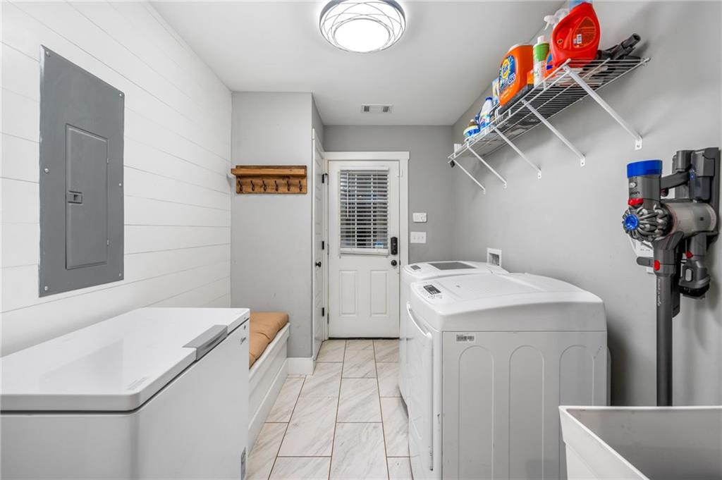 1375 Miller Reed Avenue Southeast Atlanta, GA 30315 - Photo 25 of 27