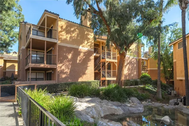 $324,900 | 10655 Lemon Avenue, Unit 3511, Rancho Cucamonga, CA 91737