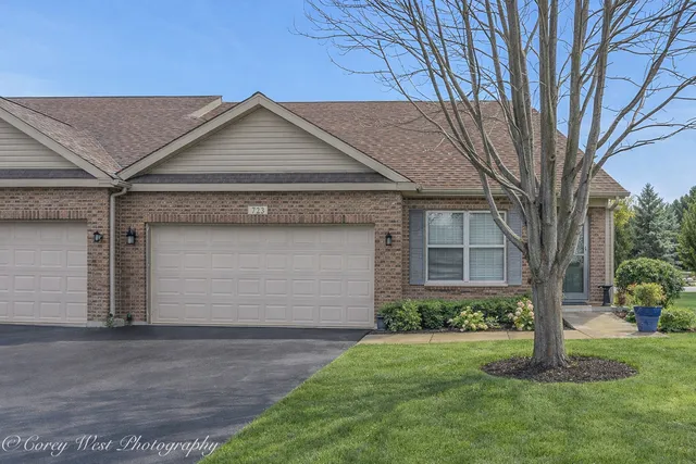 $399,000 | 723 Nancy Court, Sycamore, IL 60178