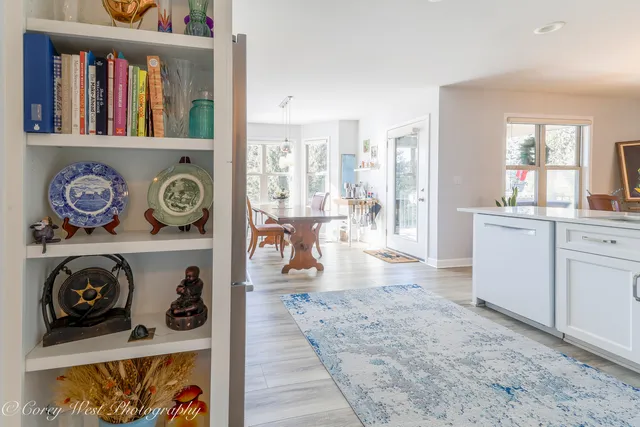 $399,000 | 723 Nancy Court, Sycamore, IL 60178