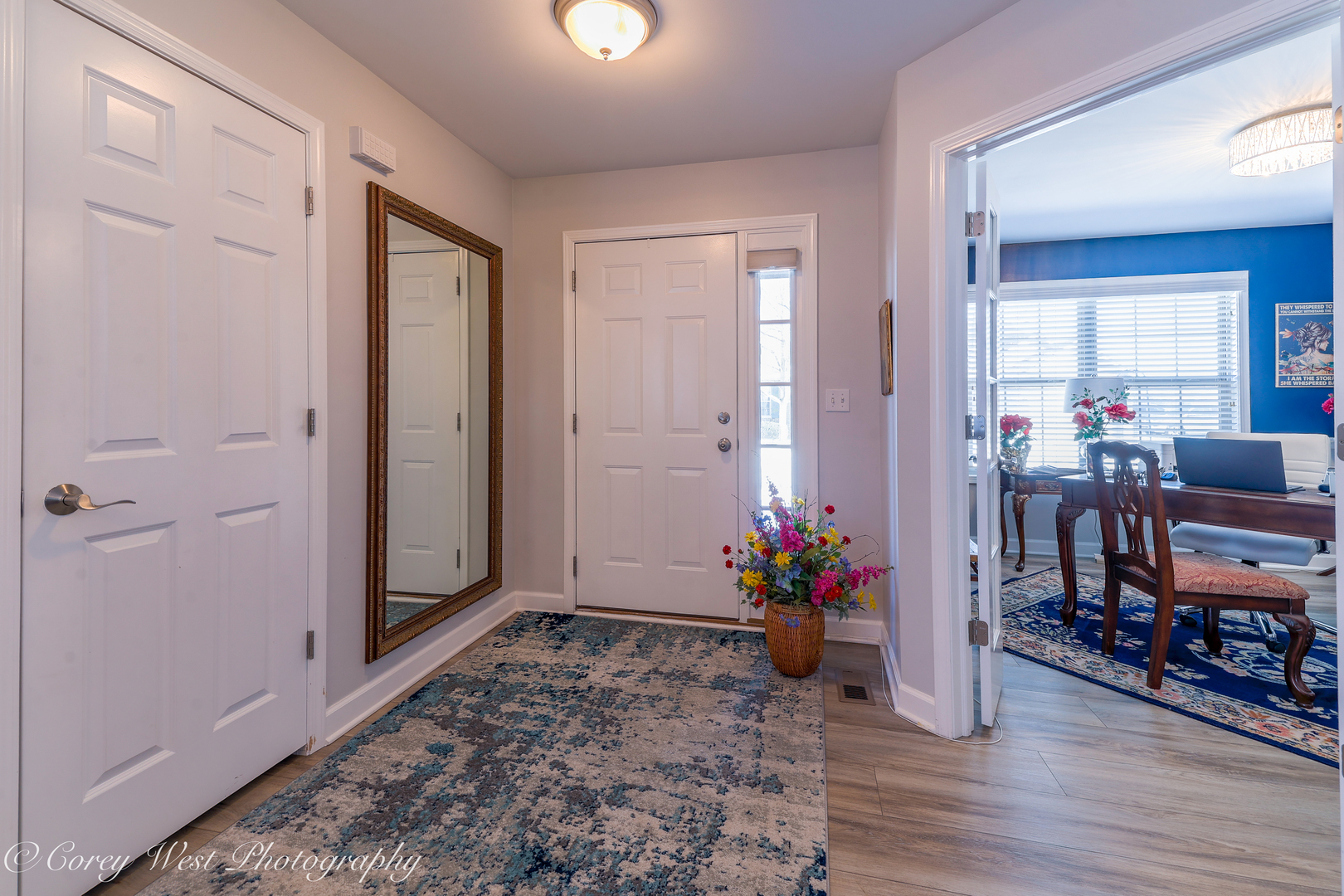 723 Nancy Court Sycamore, IL 60178 - Photo 2 of 47