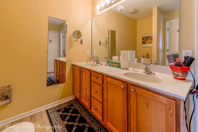 $399,000 | 723 Nancy Court, Sycamore, IL 60178