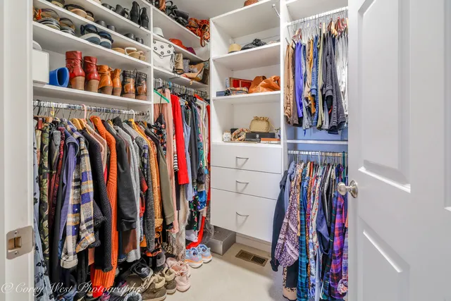 $399,000 | 723 Nancy Court, Sycamore, IL 60178