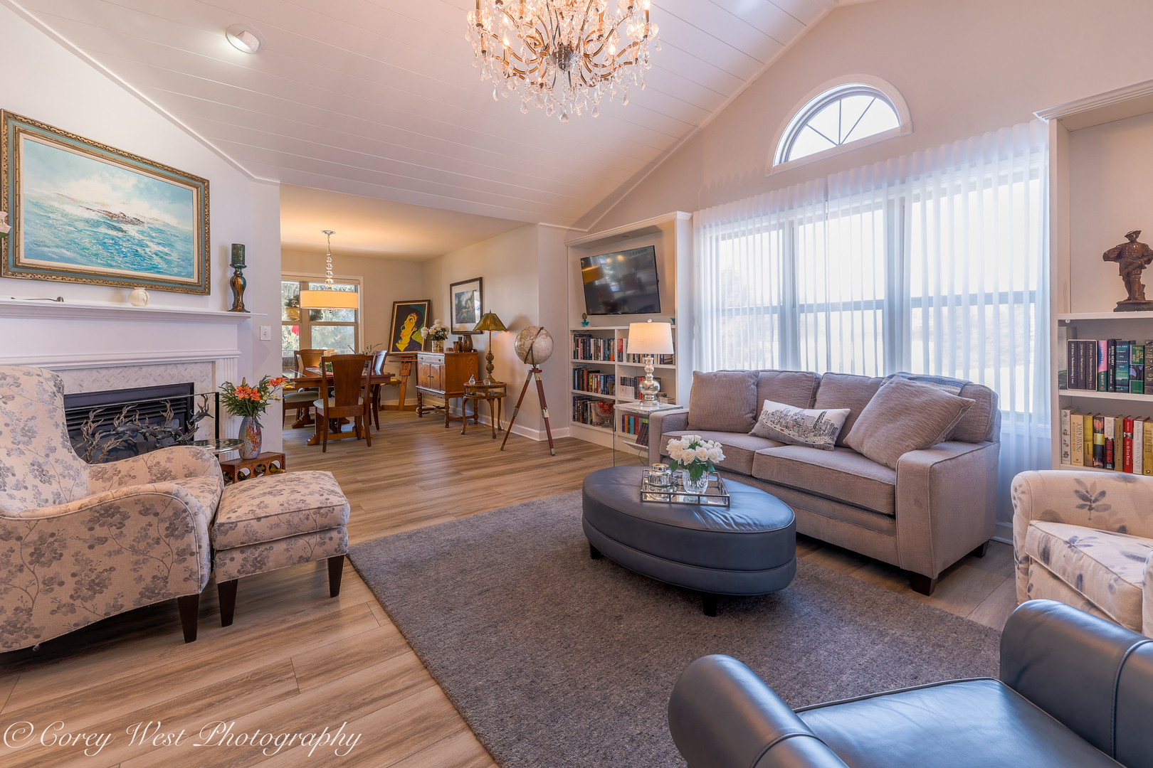 723 Nancy Court Sycamore, IL 60178 - Photo 4 of 47