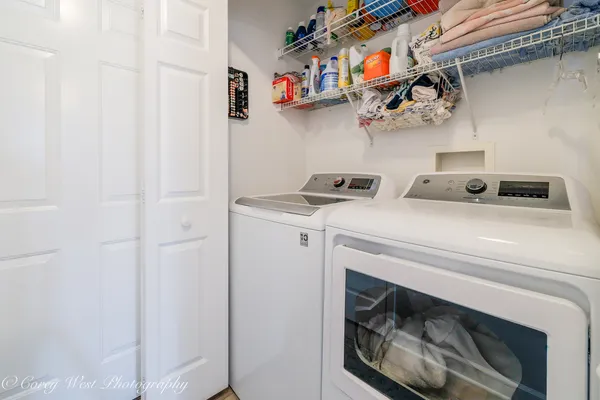 $380,000 | 723 Nancy Court, Sycamore, IL 60178