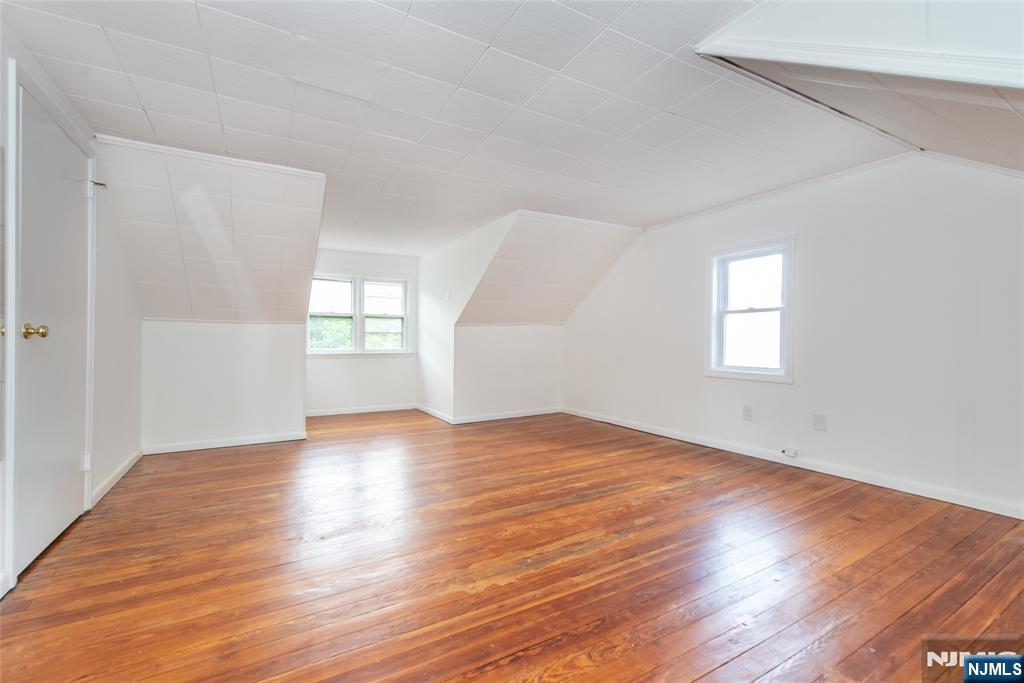 51 Riggs Place, Unit 2 South Orange, NJ 07079 - Photo 10 of 18