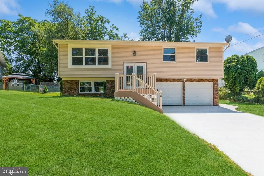 10 Parkview Road Stratford, NJ 08084 - Photo 1 of 25 Gallery Image 1