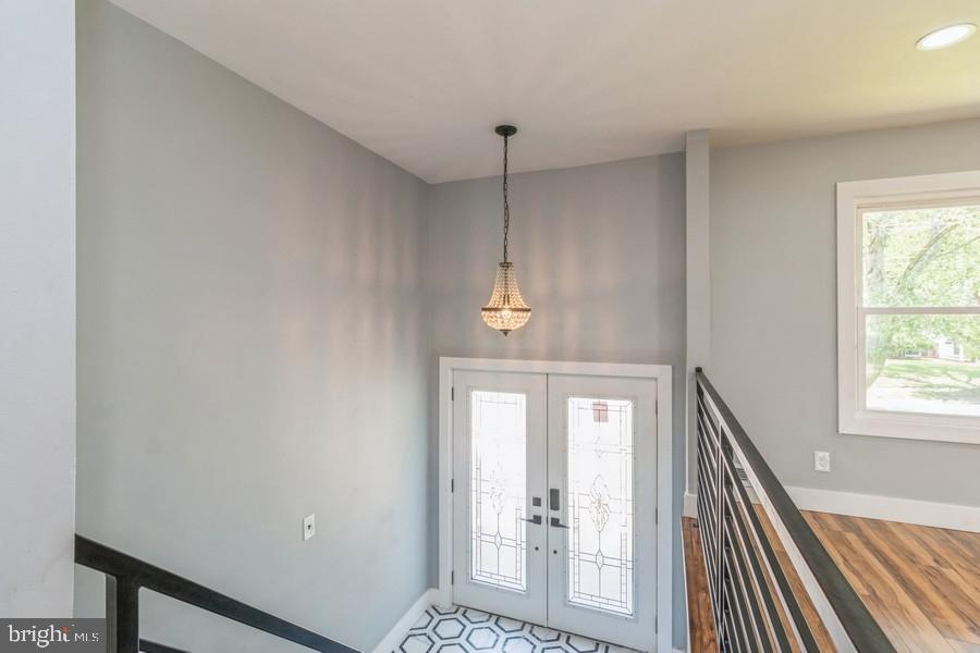 10 Parkview Road Stratford, NJ 08084 - Photo 3 of 25 Gallery Image 3