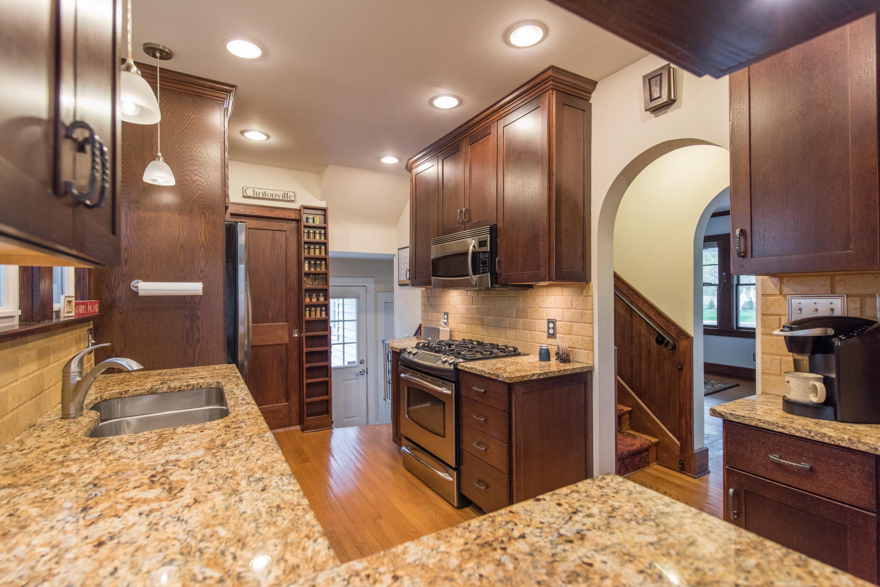 228 Chatham Road Columbus, OH 43214 - Photo 22 of 59 Gallery Image 22