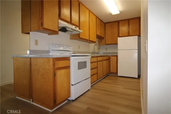 $1,425 | 2800 Los Felices Circle East, Unit 113, Palm Springs, CA 92262