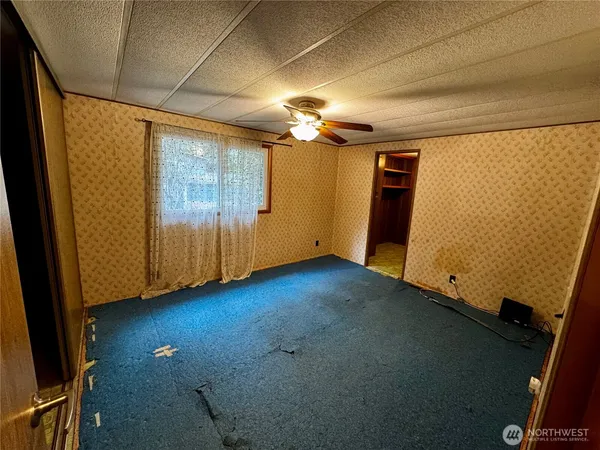 an empty room with a window