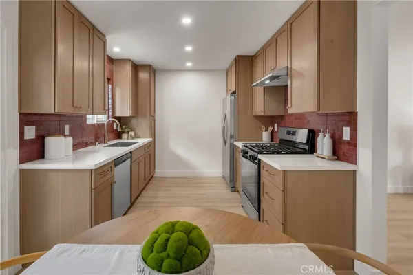 $799,000 | 735 South Arizona Avenue, Los Angeles, CA 90022
