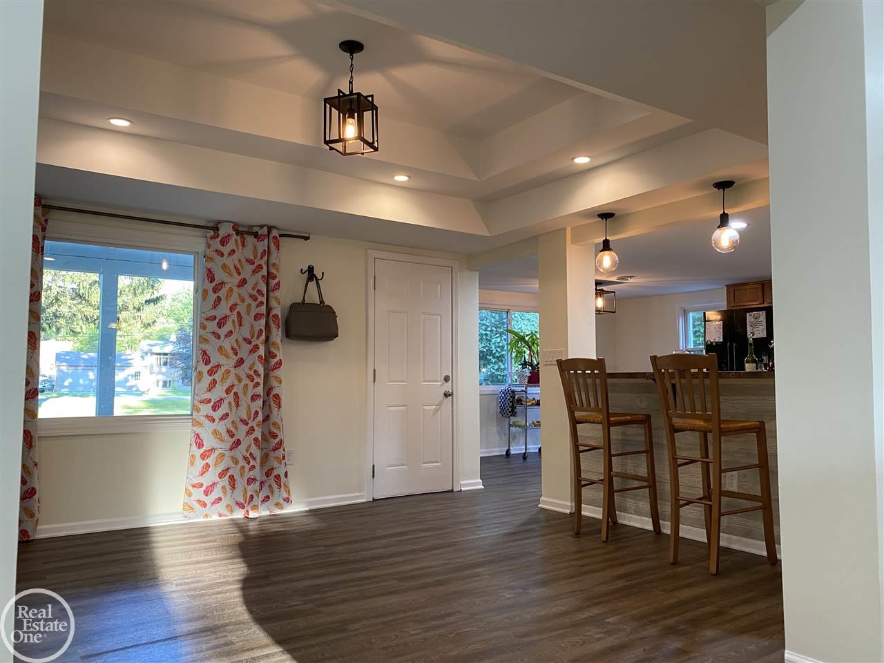 2911 Beach Road Port Huron, MI 48060 - Photo 19 of 32 50021744-18.JPG