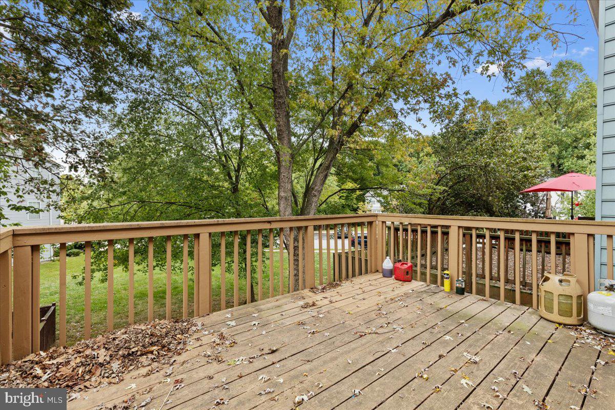 9411 Chippenham Drive Laurel, MD 20723 - Photo 12 of 25