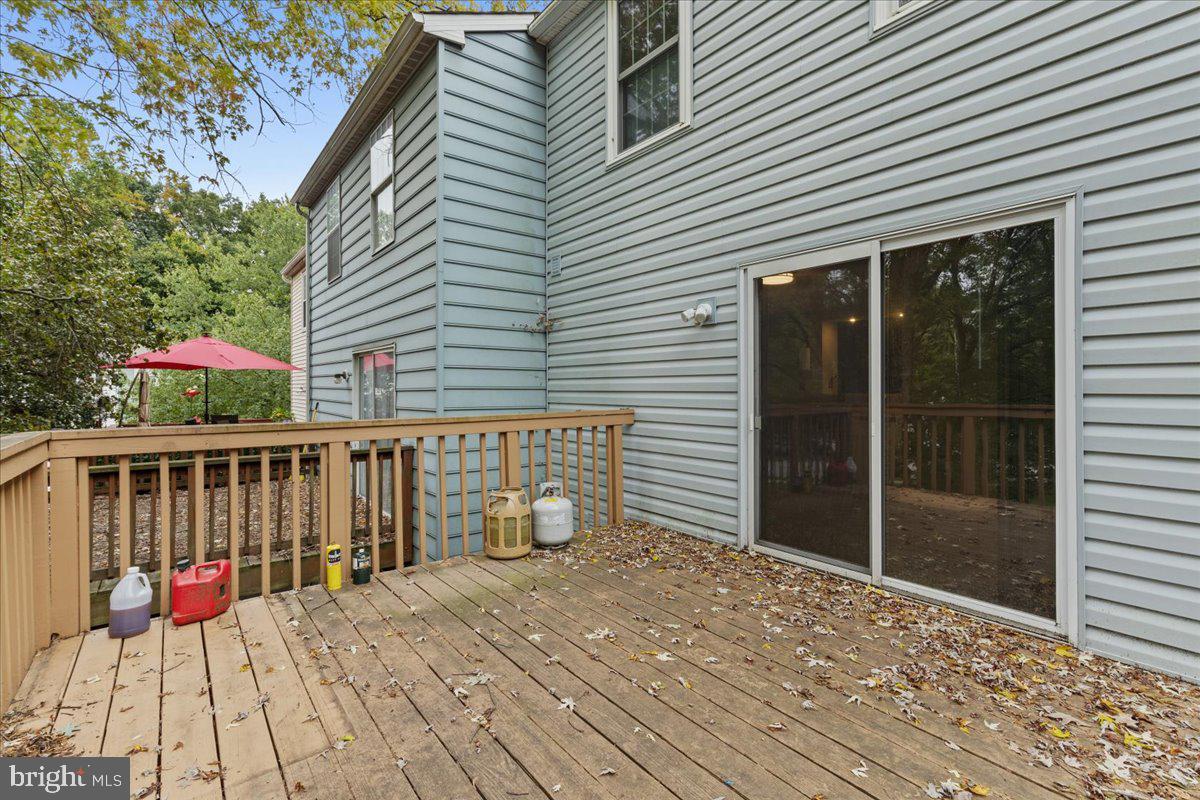 9411 Chippenham Drive Laurel, MD 20723 - Photo 13 of 25