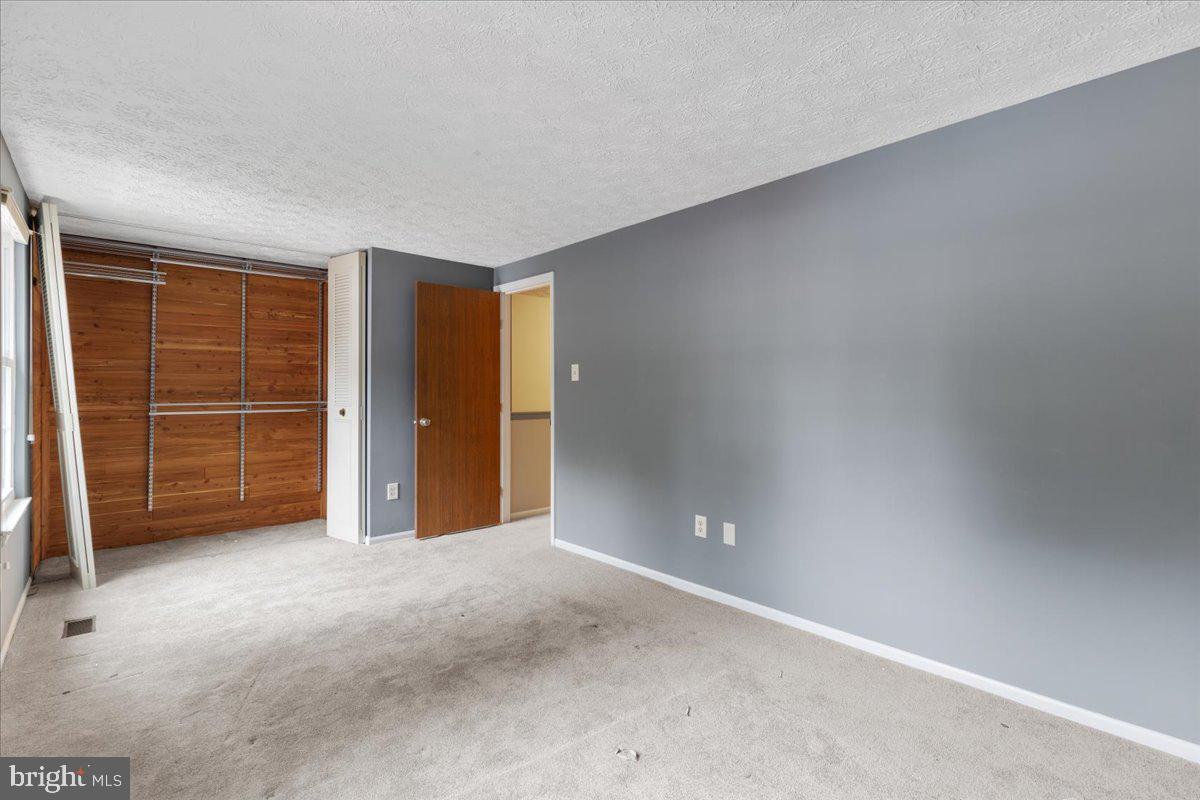 9411 Chippenham Drive Laurel, MD 20723 - Photo 21 of 25